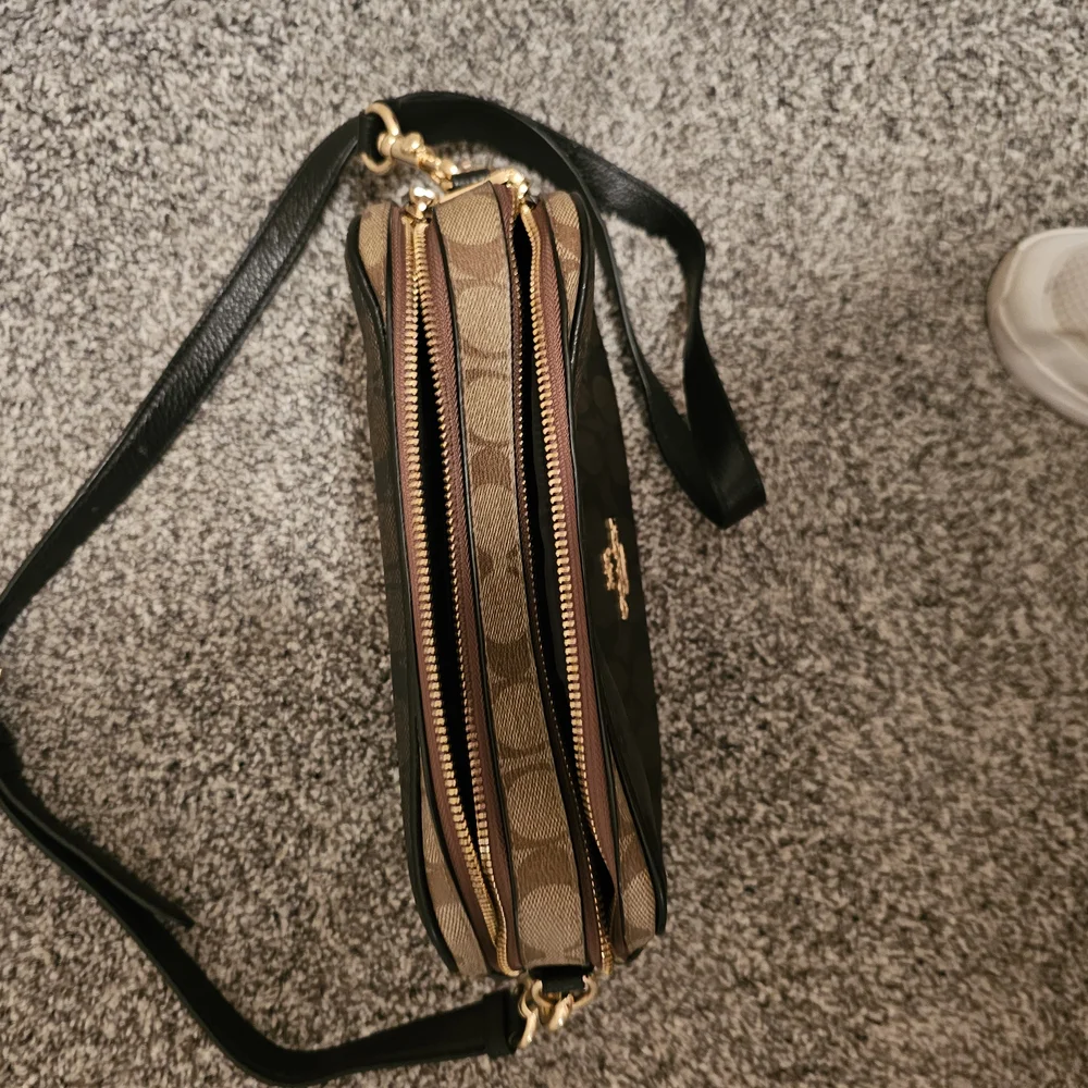 Coach Black and Brown Crossbody Bag - Picture 3 of 3